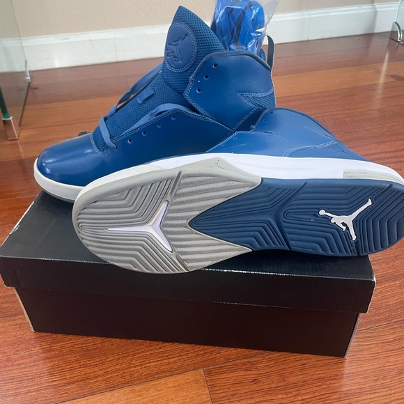 Av Nike Jordan Air Imminent 705077-403 - Picture 8 of 9